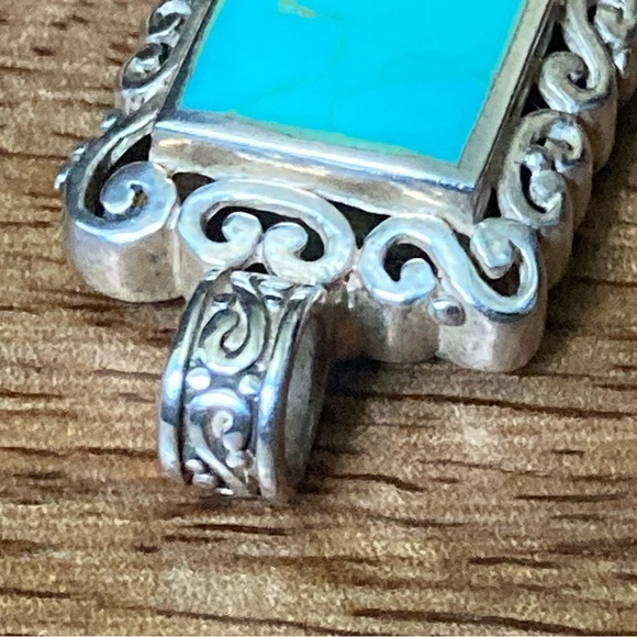 Genuine Turquoise Set in Sterling Silver Pendant - Picture 4 of 6